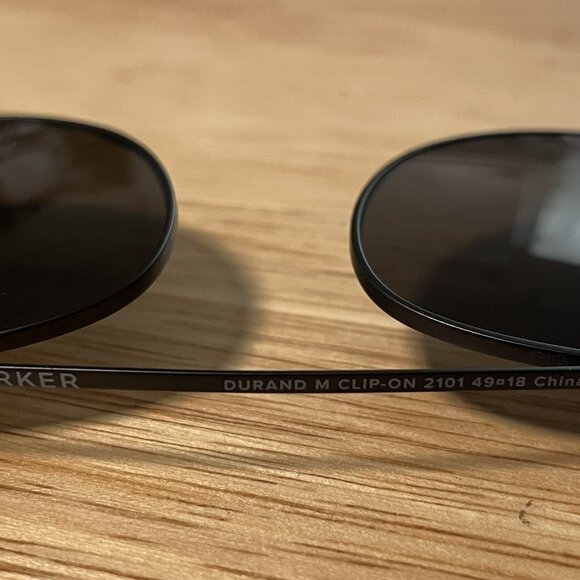 Warby Parker clip-on Durand medium in brushed ink with grey lenses - Picture 2 of 5